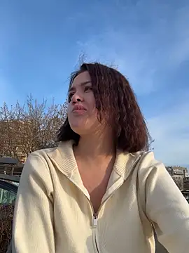 KikiWatson live sex cam