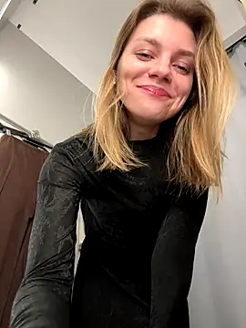 ValenciaShock live sex cam