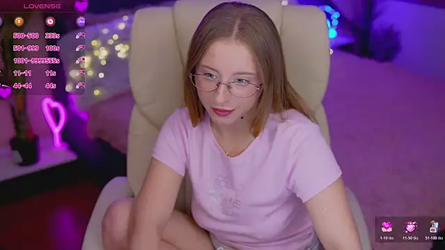 SilverrMoon live sex cam