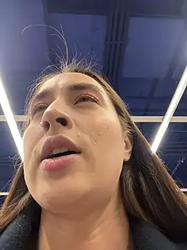 Holly_Play live sex cam