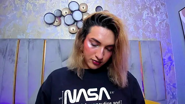 TomLondon_ live sex cam