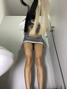 xiao-Lin live sex cam