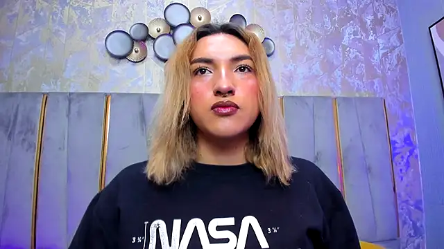 TomLondon_ live sex cam