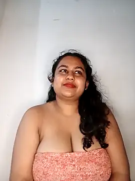 bumblebeegirl's cam snapshot