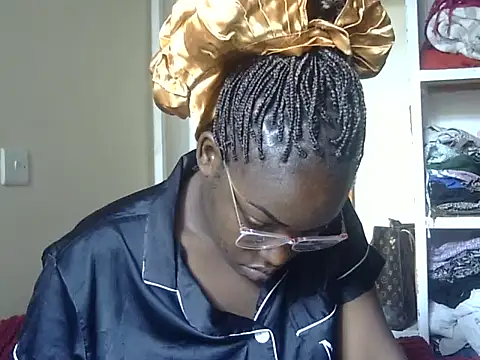 Sexy-suzy live sex cam