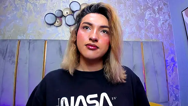 TomLondon_ live sex cam