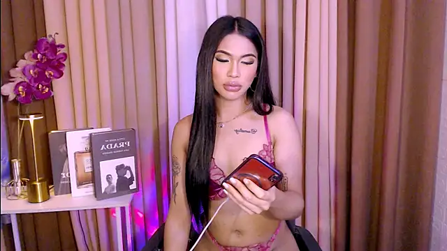 Megan_sativa live sex cam