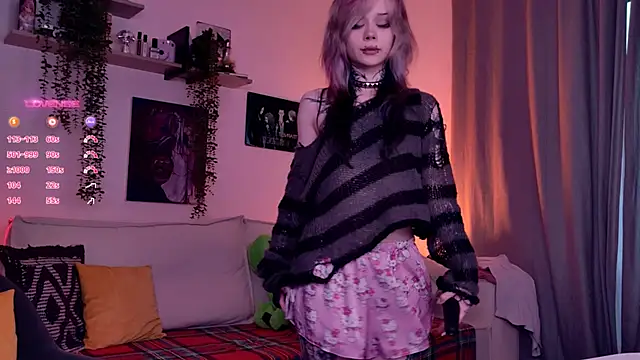 Lollyshy live sex cam