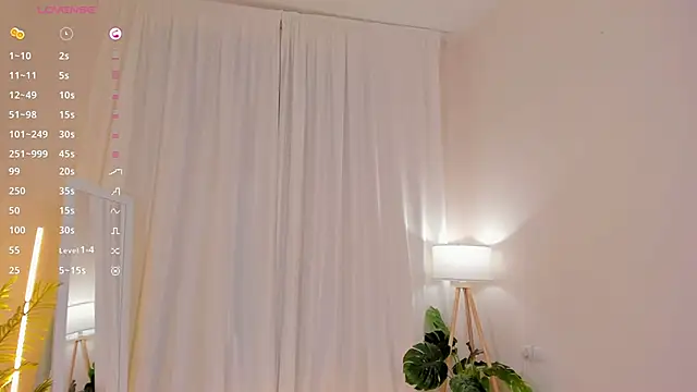 Lettie_brooks live sex cam