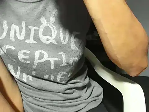 Angelchezcka live sex cam