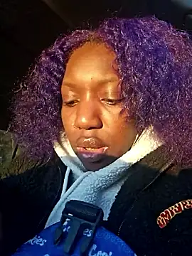 oliviaprettypussy live sex cam