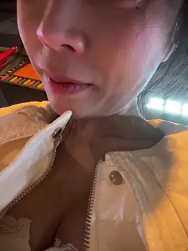 yourkeer live sex cam