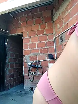 ariana_d20 live sex cam