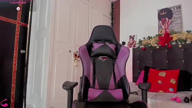 Reina_Love2 live sex cam