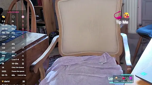 Adamdaddybear live sex cam