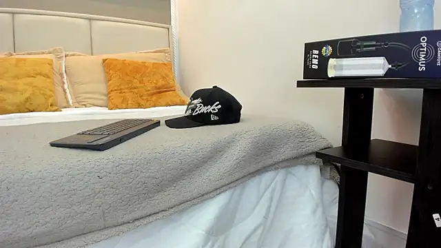 ricky_backus live sex cam