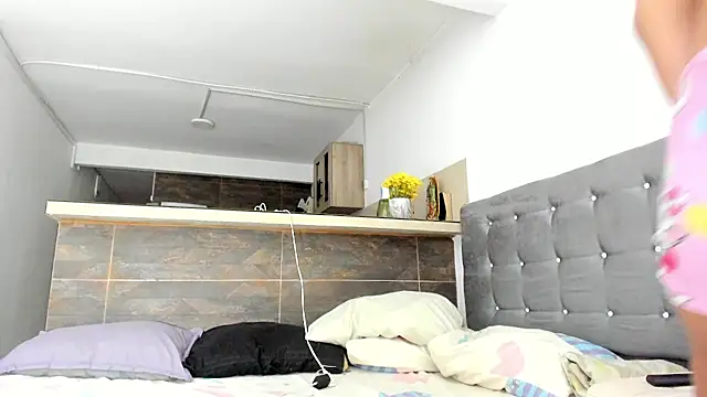 miasoldatty live sex cam