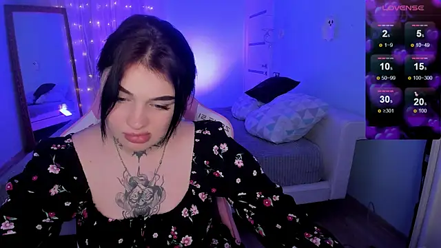 EmilyWoods_'s cam snapshot