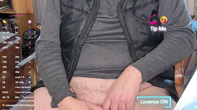 Adamdaddybear live sex cam