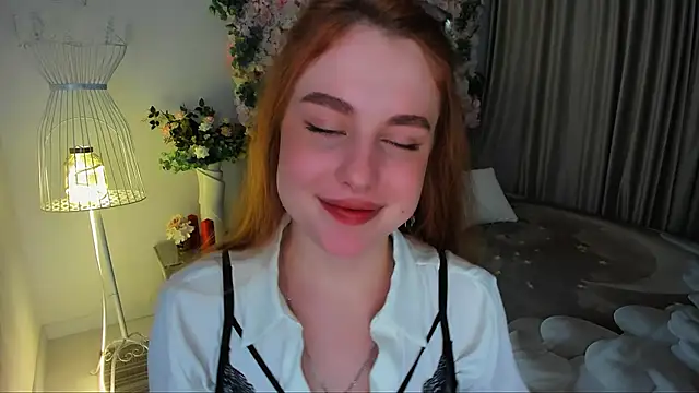 AirySilhouette's cam snapshot