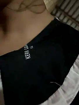 Linh-xxx live sex cam