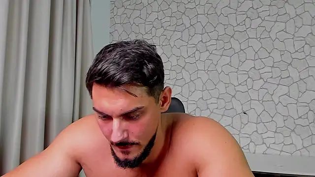 ClintMasters live sex cam