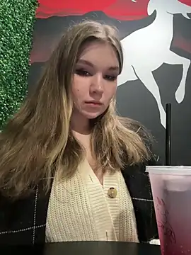 PumaShyXD live sex cam