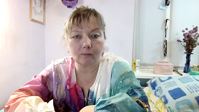 Lusi-777 live sex cam