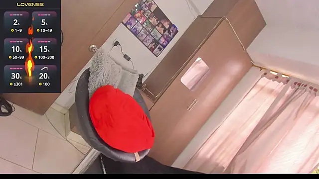 MissCarolinne live sex cam