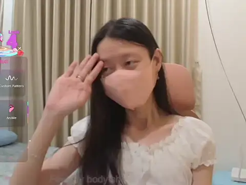 Lil-Cherries's cam snapshot