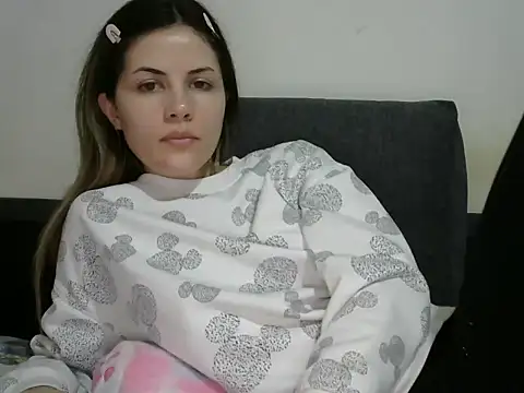 Erii18's cam snapshot