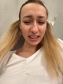 Lia__Love live sex cam