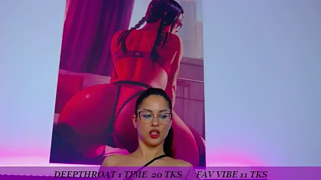 LexyXJames live sex cam