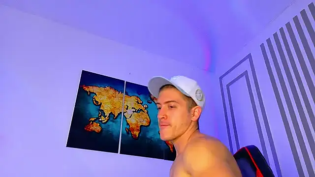 ALANNFERRER live sex cam