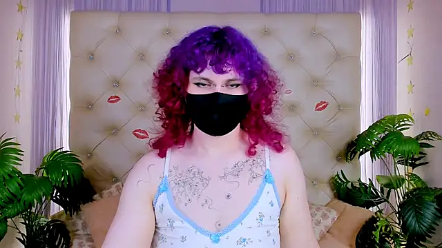 CharlotteRach's cam snapshot