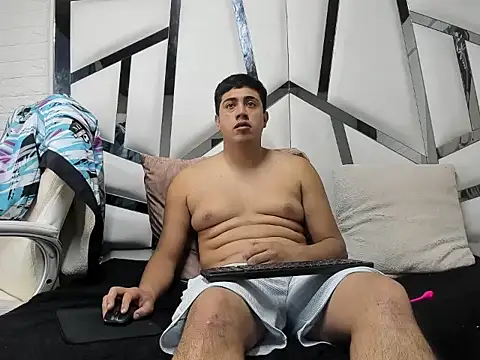 Emmaanddarling live sex cam