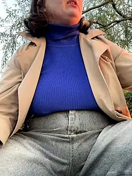 KateBurlesk's cam snapshot