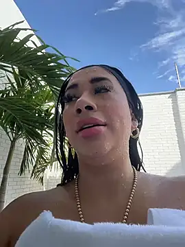 kiim_taaylor live sex cam