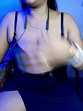 Sony-Model's cam snapshot