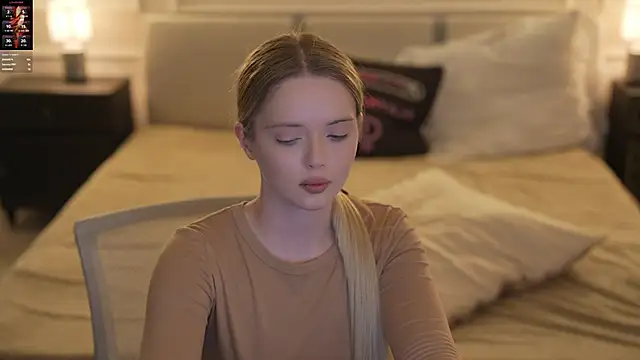 Cassy-Celestial_ live sex cam