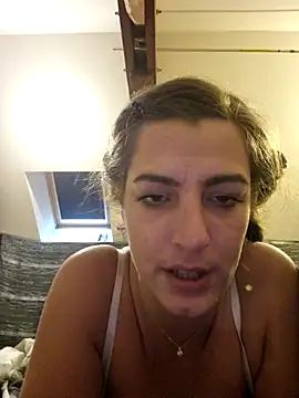 LoLa-69-X live sex cam