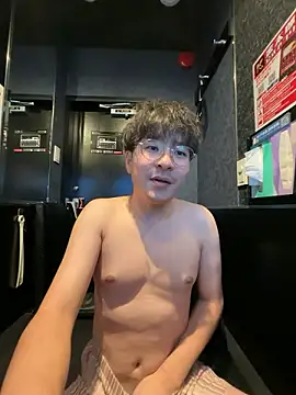 yuuki8910 live sex cam