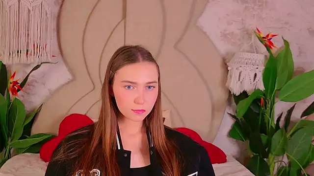 OliviaLay live sex cam