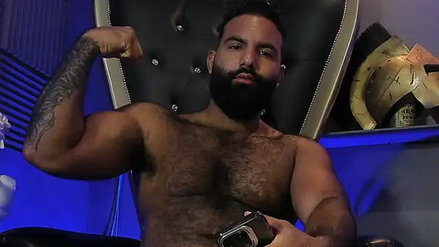 BeardAndrew live sex cam