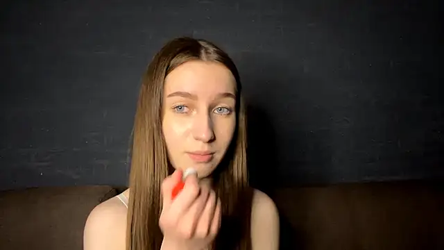 CindaWinn live sex cam