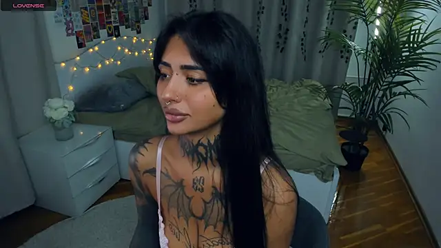 CharimgSabrina live sex cam