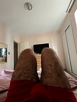 MysterBearMG live sex cam