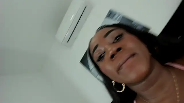 cristaaalclocks1 live sex cam