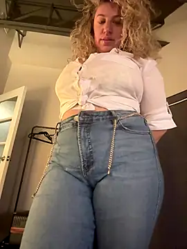 miamellycious live sex cam