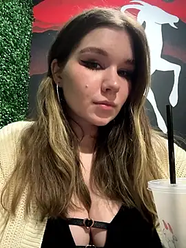 PumaShyXD live sex cam